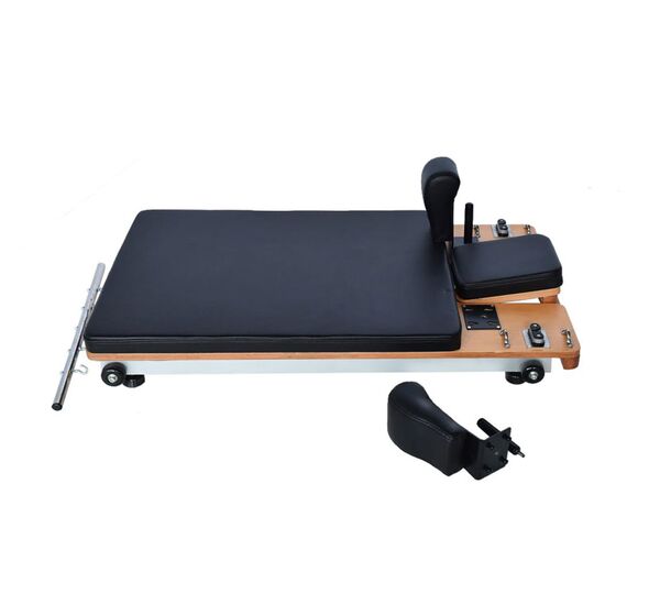 Reformer With Tower (Alpha Pilates)